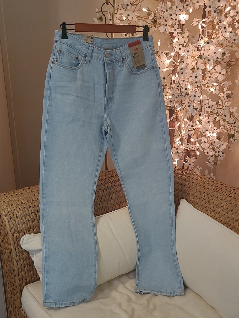 NWT Levi's 501 Original Women's Light Blue Straight-Leg Jeans